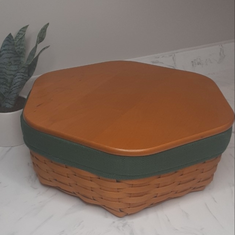 Longaberger 14" Generations Basket